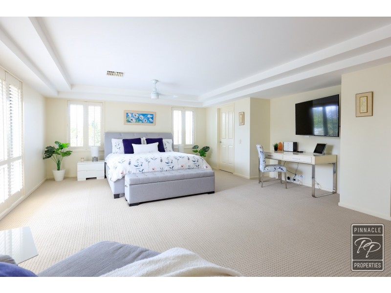 34 Rise Place, Moggill QLD 4070