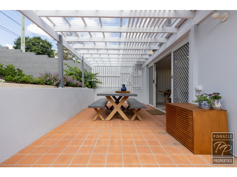 2 Bejimba Street, Kenmore QLD 4069