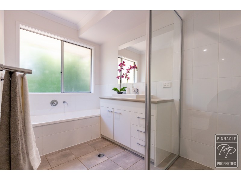 9 Browns Dip Road, Enoggera QLD 4051