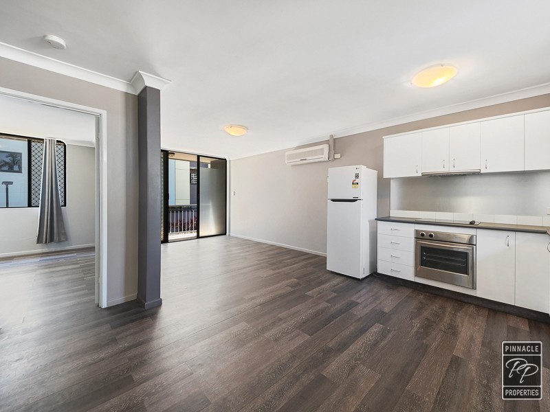 4/574 Kingsford Smith Drive, Hamilton QLD 4007