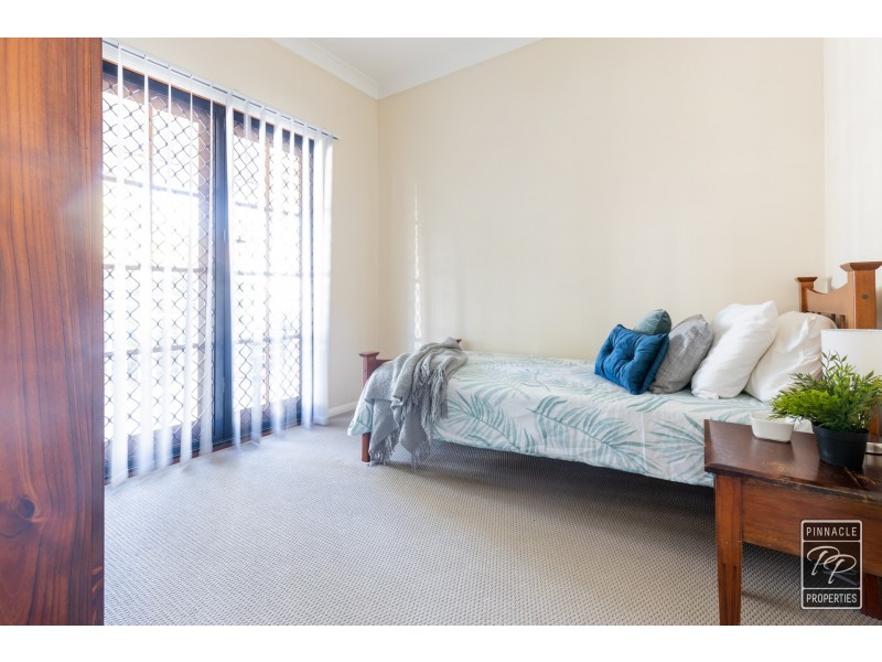 54 Mulgrave Crescent, Forest Lake QLD 4078