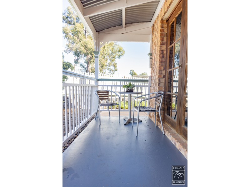 54 Mulgrave Crescent, Forest Lake QLD 4078