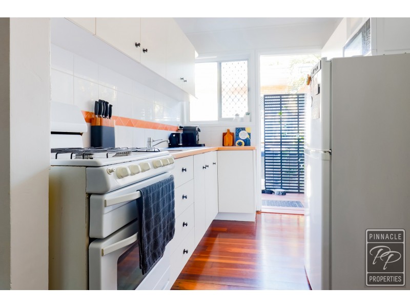 2/83 Indooroopilly Road, Taringa QLD 4068