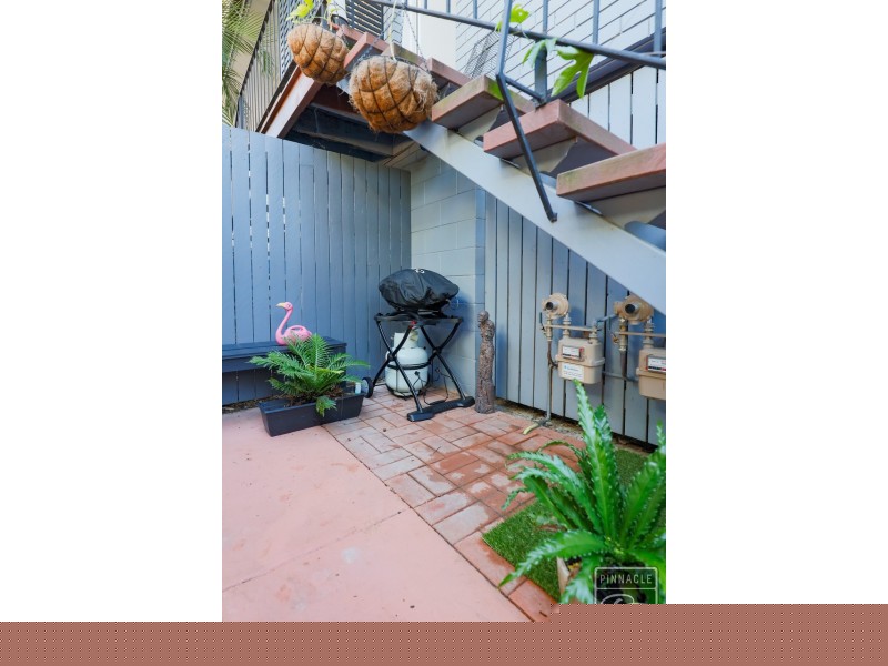 2/83 Indooroopilly Road, Taringa QLD 4068