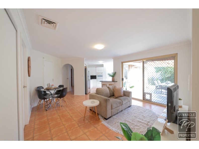 25 Morris Road, Kippa-ring QLD 4021