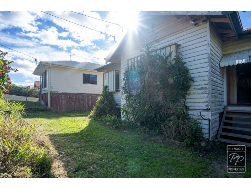 17 Hogan Street, Keperra QLD 4054