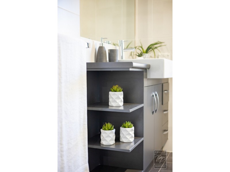 4 Zagalia Court, Kallangur QLD 4503