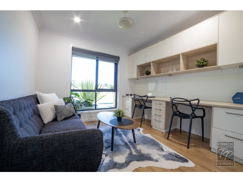 4 Zagalia Court, Kallangur QLD 4503