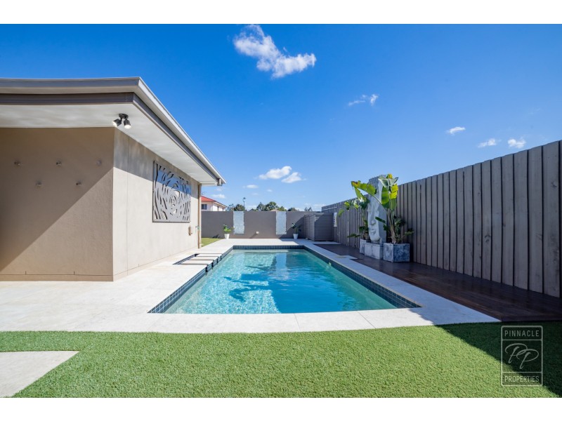 4 Zagalia Court, Kallangur QLD 4503