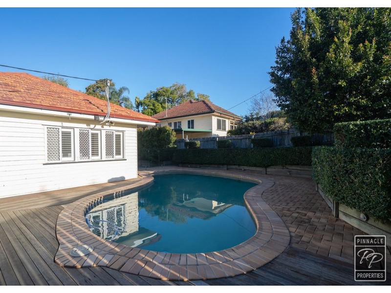 17 Boona Street, Petrie QLD 4502