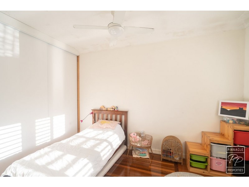 17 Boona Street, Petrie QLD 4502