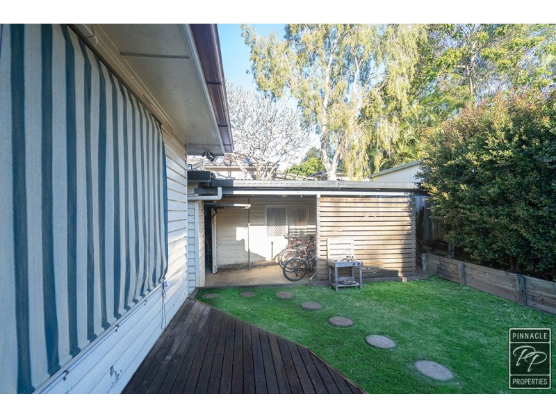 17 Boona Street, Petrie QLD 4502