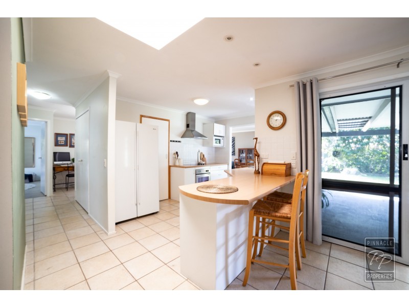 6 Pinkwood Street, Bellbowrie QLD 4070