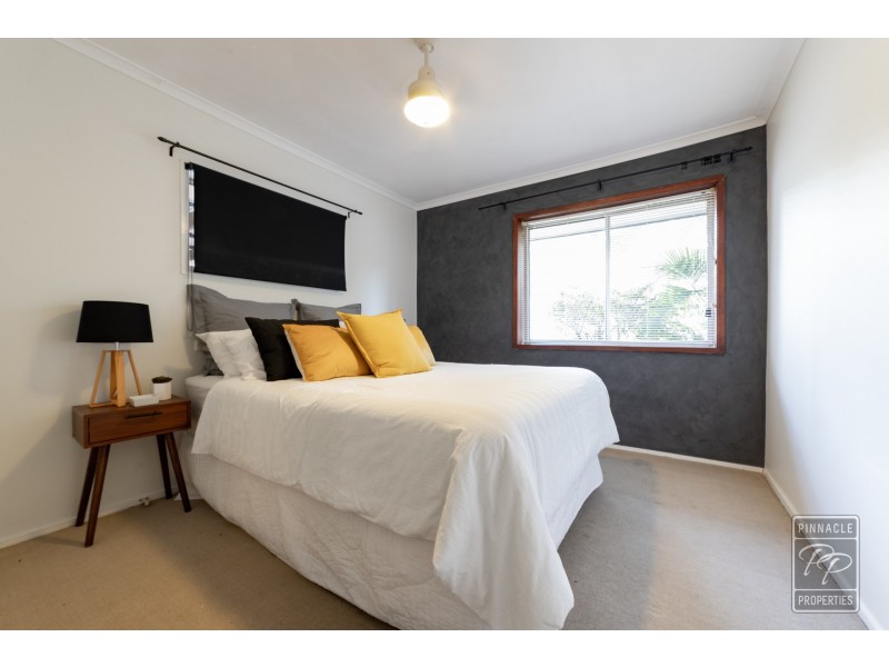 6 Pinkwood Street, Bellbowrie QLD 4070