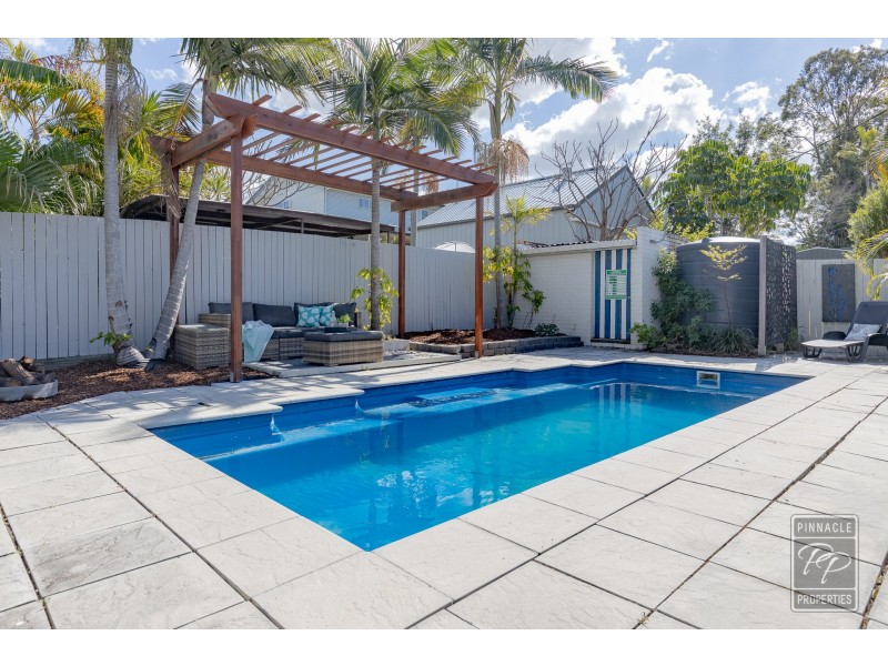 16 Edenvale Street, Oxley QLD 4075