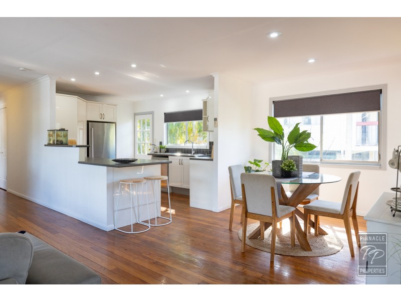 16 Edenvale Street, Oxley QLD 4075