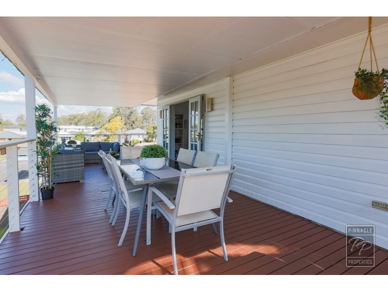 16 Edenvale Street, Oxley QLD 4075