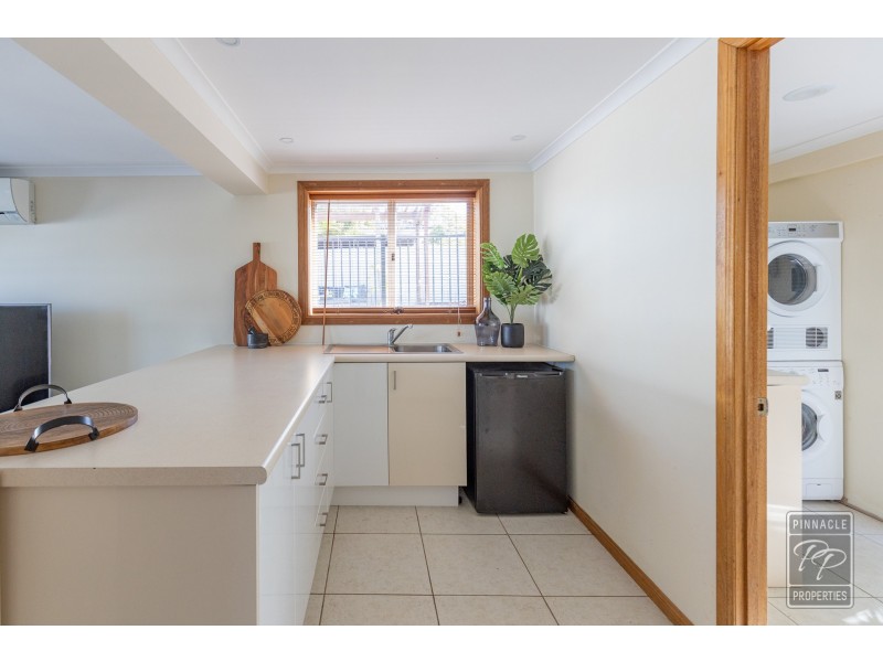 16 Edenvale Street, Oxley QLD 4075