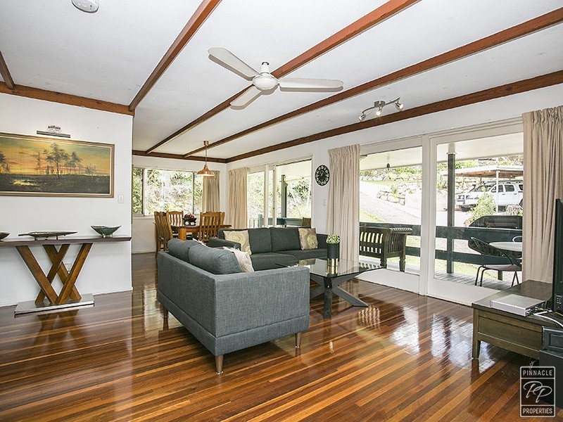 9 Apera Court, Kenmore QLD 4069