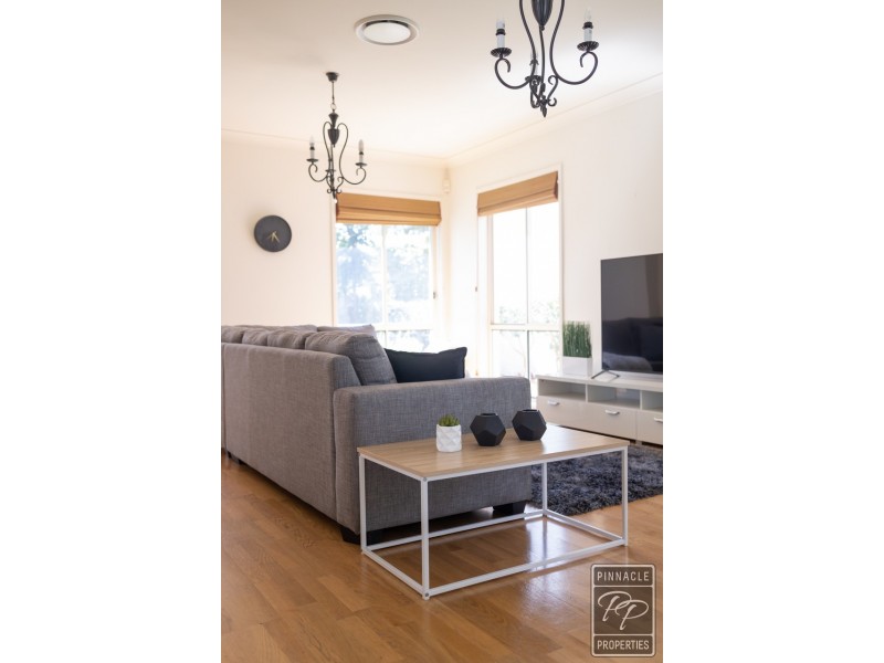 21 Central Avenue, Mount Ommaney QLD 4074