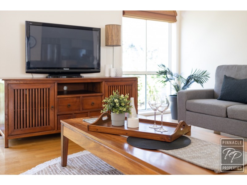 21 Central Avenue, Mount Ommaney QLD 4074