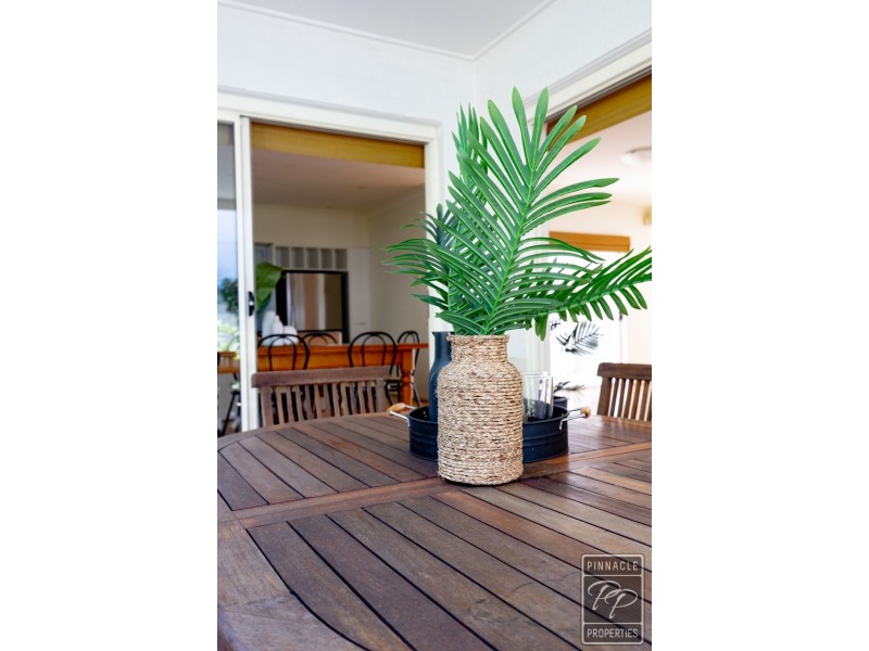 21 Central Avenue, Mount Ommaney QLD 4074