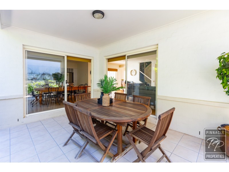 21 Central Avenue, Mount Ommaney QLD 4074