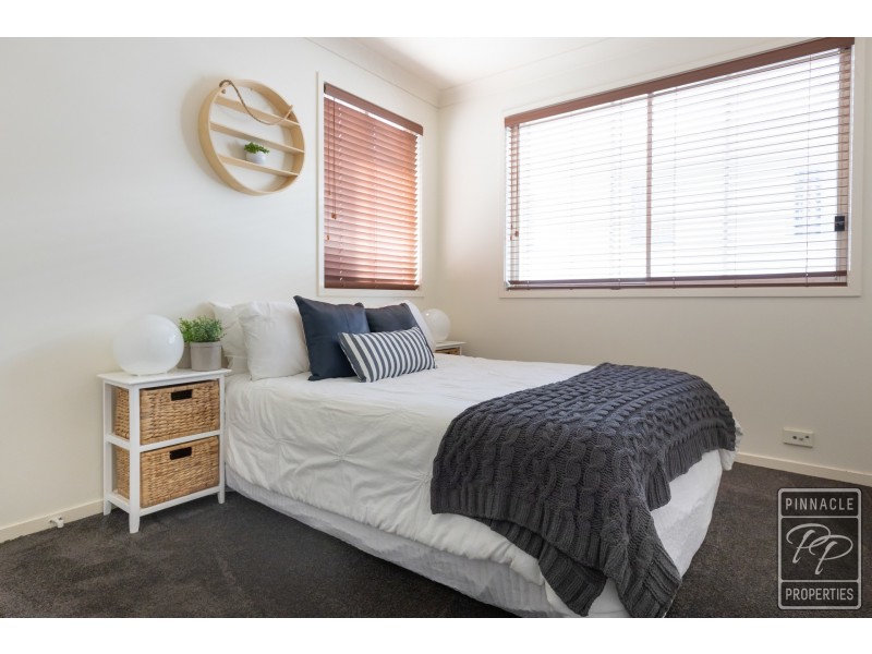 21 Central Avenue, Mount Ommaney QLD 4074