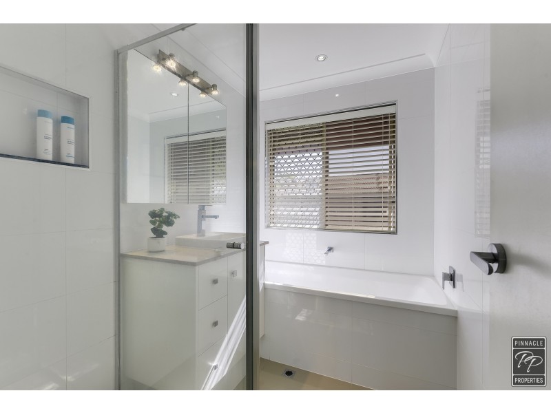 14 Kurrajong Drive, Warner QLD 4500