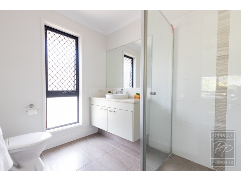 63 Sandheath Place, Ningi QLD 4511