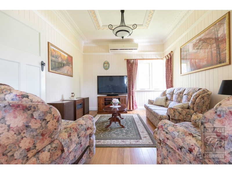 15 Saguaro Court, Tamborine Mountain QLD 4272