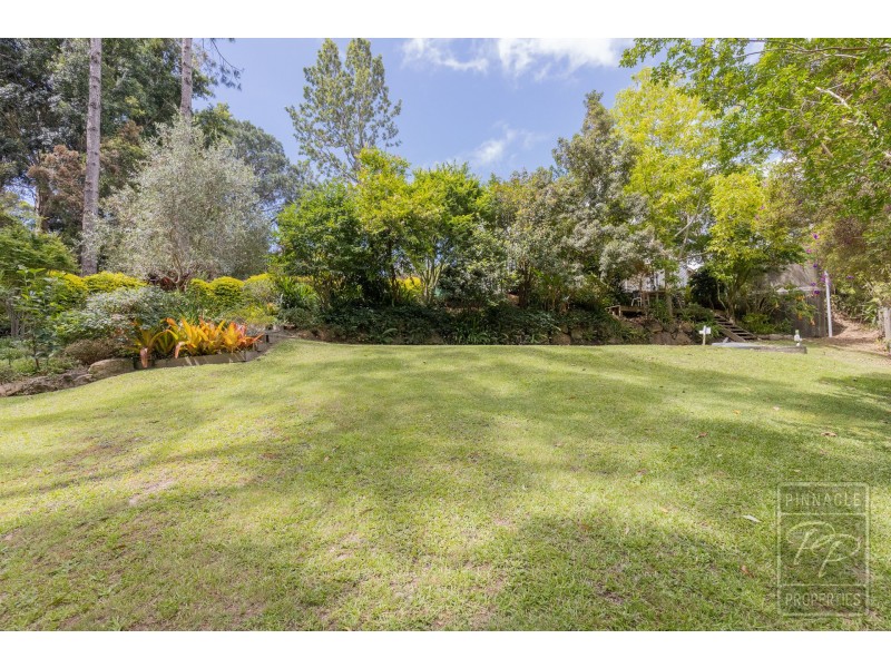 15 Saguaro Court, Tamborine Mountain QLD 4272