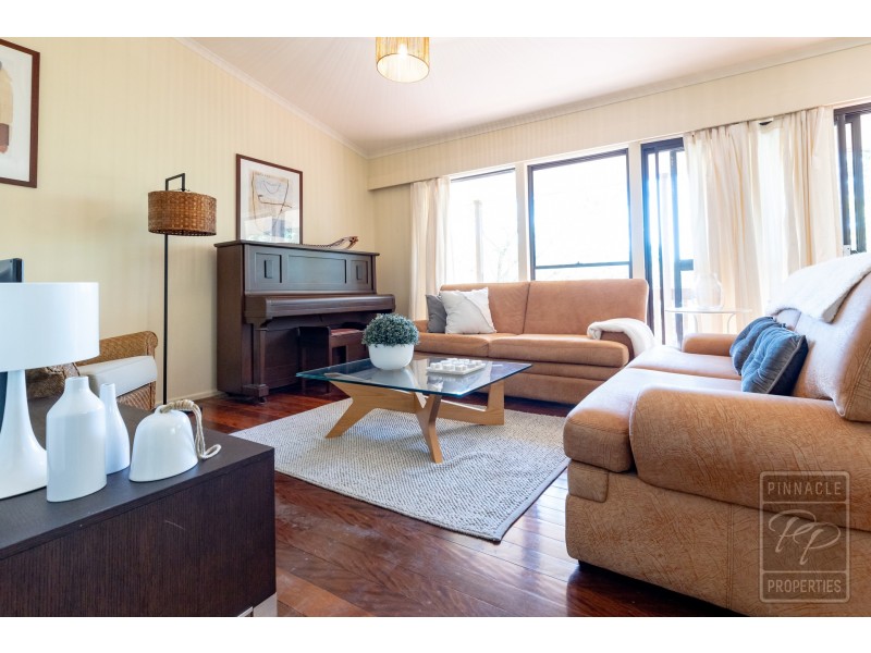 18 Osberg Street, The Gap QLD 4061