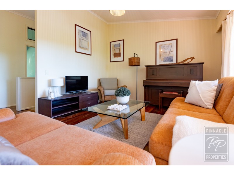 18 Osberg Street, The Gap QLD 4061