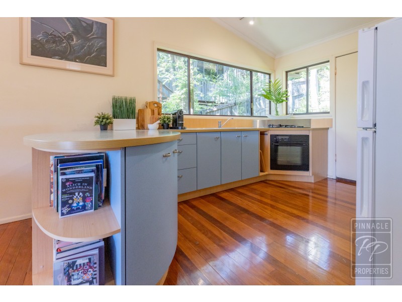 18 Osberg Street, The Gap QLD 4061