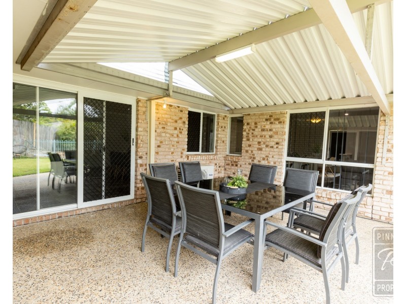 8 Pistachio Court, Camira QLD 4300