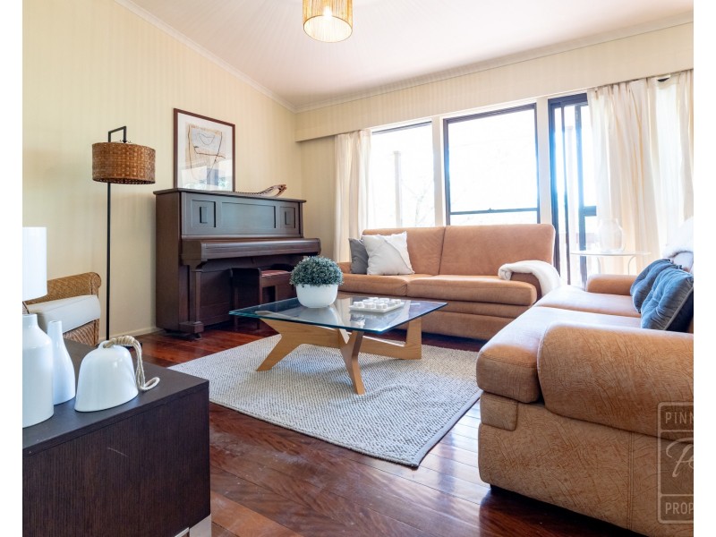 18 Osberg Street, The Gap QLD 4061