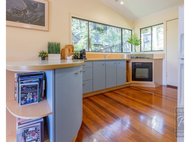 18 Osberg Street, The Gap QLD 4061