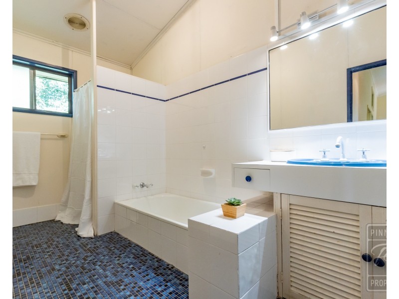 18 Osberg Street, The Gap QLD 4061