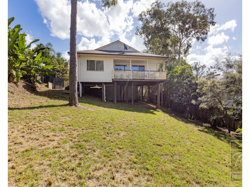 35 Kiriwina Street, Fig Tree Pocket QLD 4069