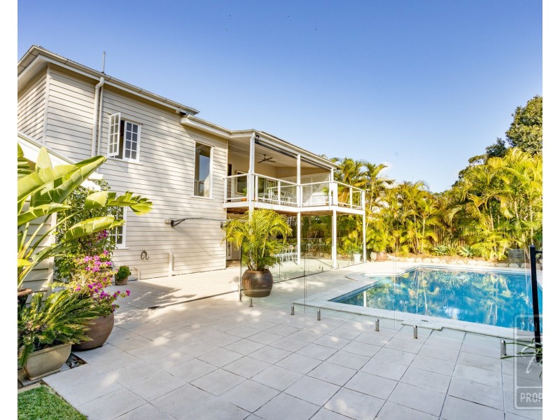 65 Gladstone Street, Indooroopilly QLD 4068