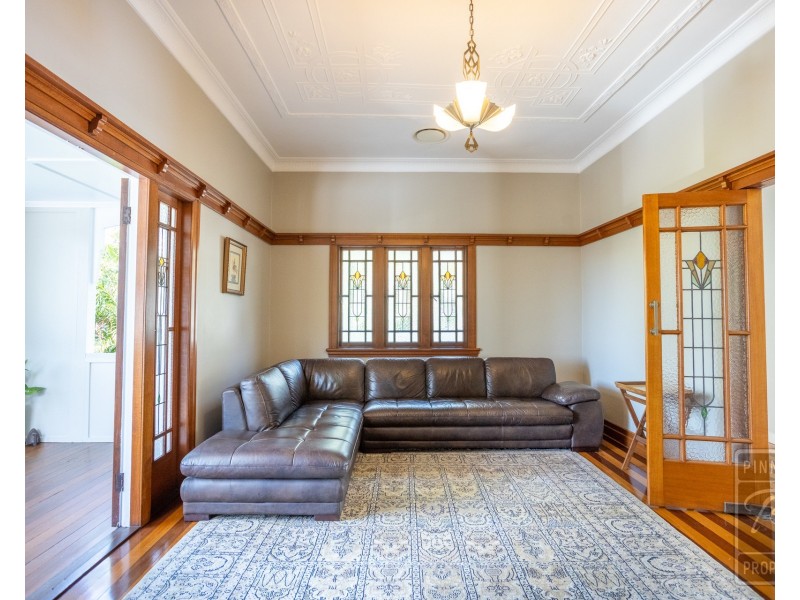 65 Gladstone Street, Indooroopilly QLD 4068