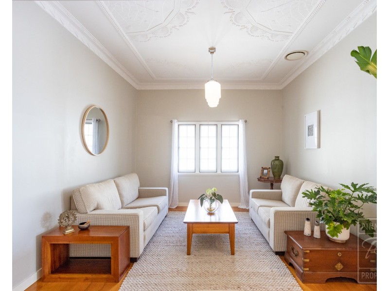 65 Gladstone Street, Indooroopilly QLD 4068