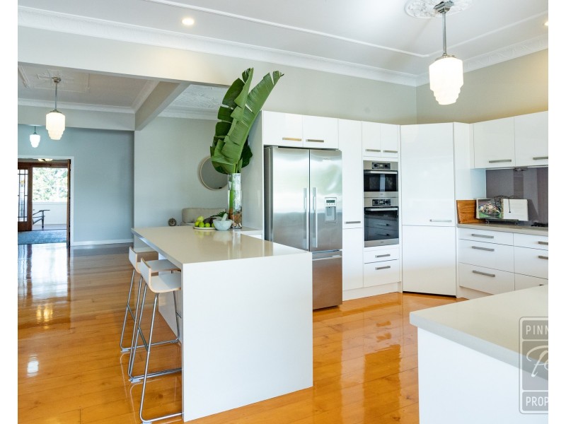 65 Gladstone Street, Indooroopilly QLD 4068