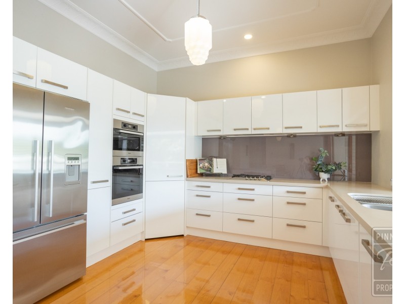 65 Gladstone Street, Indooroopilly QLD 4068