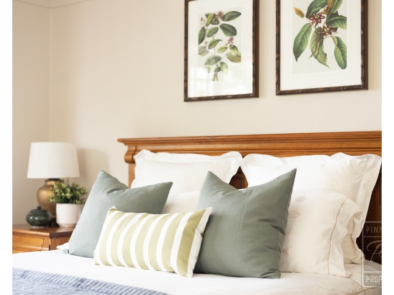 65 Gladstone Street, Indooroopilly QLD 4068