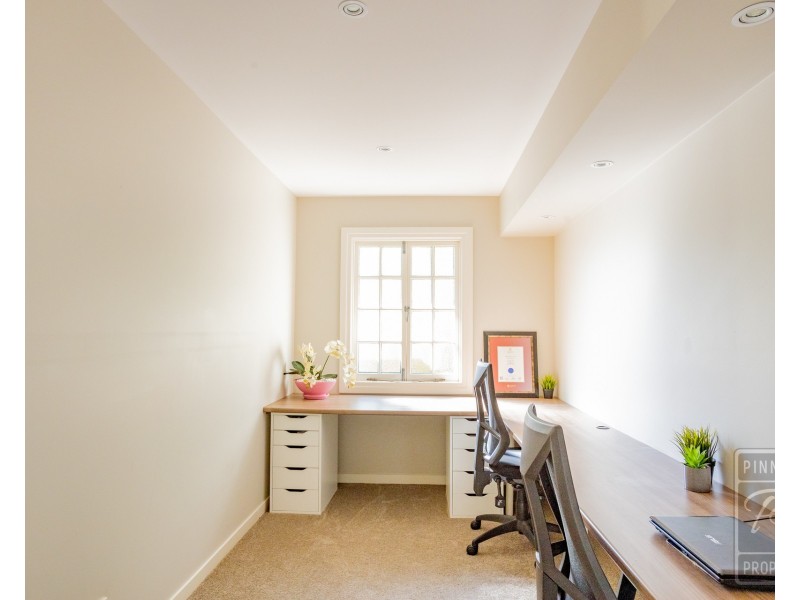 65 Gladstone Street, Indooroopilly QLD 4068