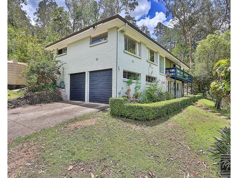 9 Apera Court, Kenmore QLD 4069