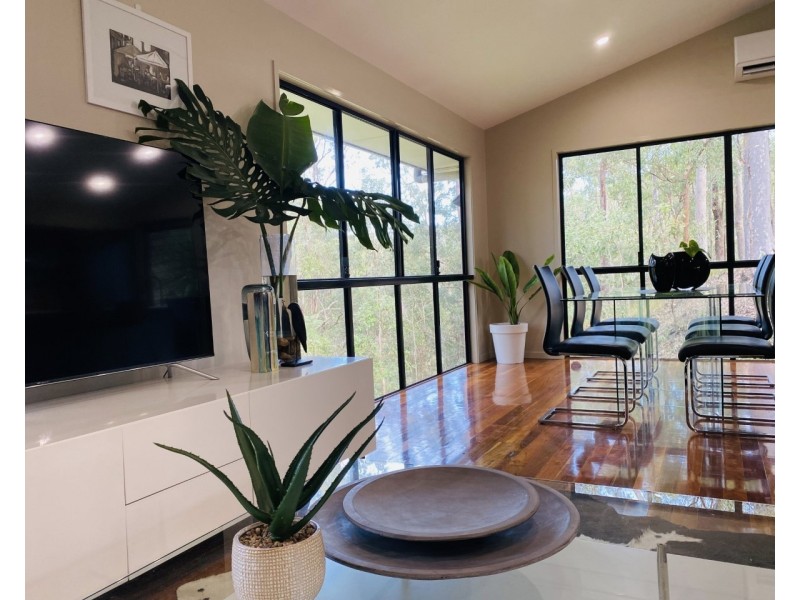 742 Haven Road, Upper Brookfield QLD 4069