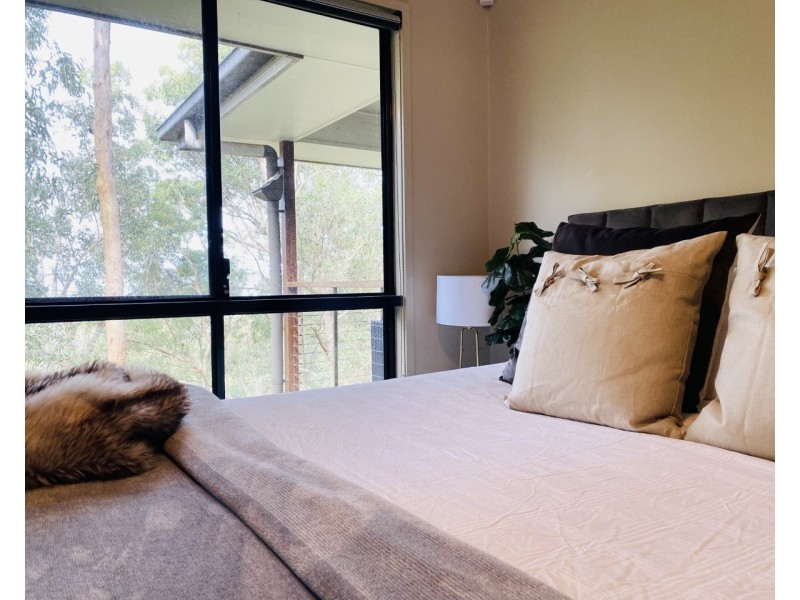 742 Haven Road, Upper Brookfield QLD 4069